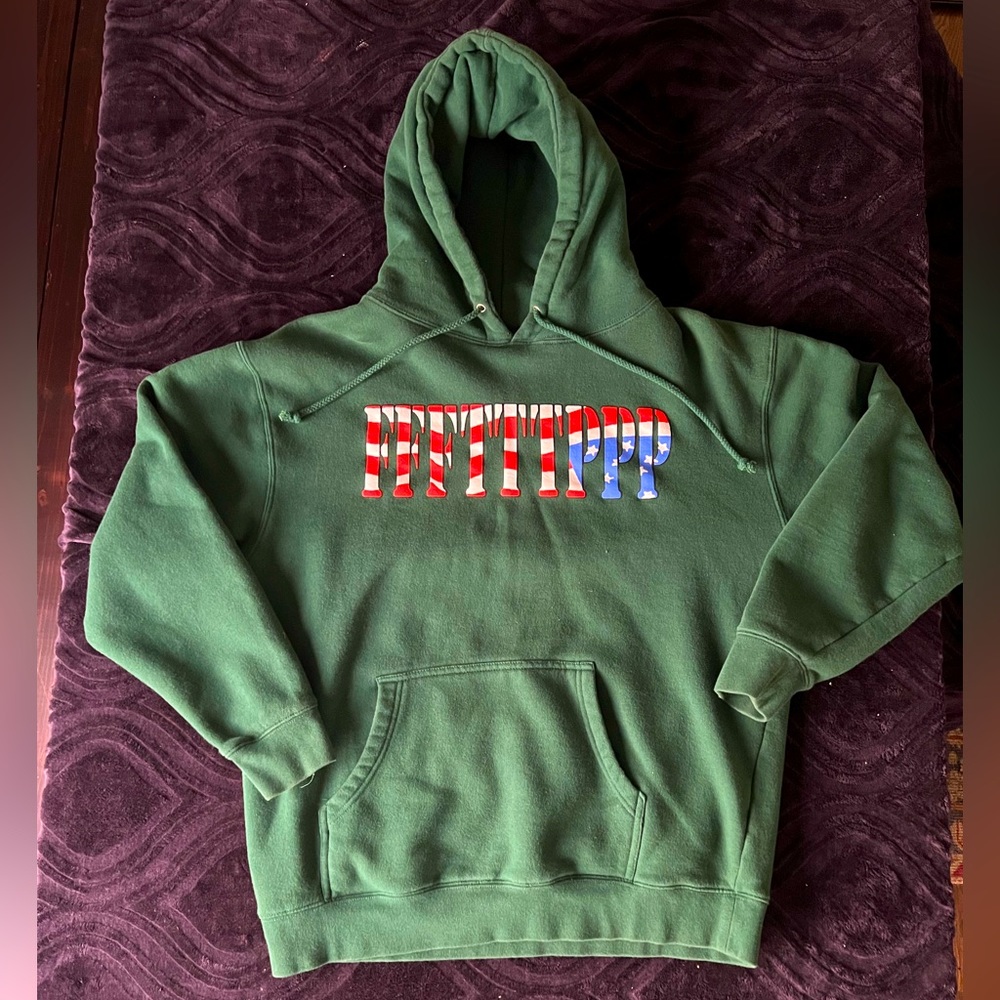 FTP MENS LARGE GREEN CREWNECK W/ RED, WHITE & BLUE LETTERING